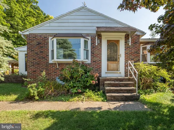 510 Old Lancaster Pike, Shillington, PA 19607