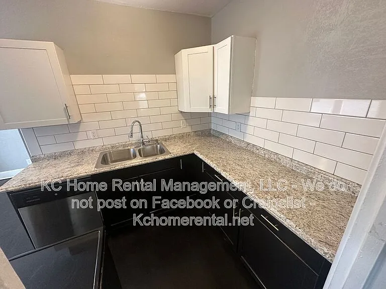 3631 Pennsylvania Ave — Photo 24