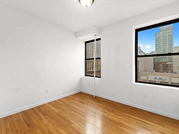 3rd image of 101 Delancey St APT 2