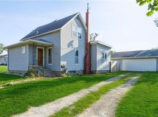 711 N 4th St, Marshalltown, IA 50158