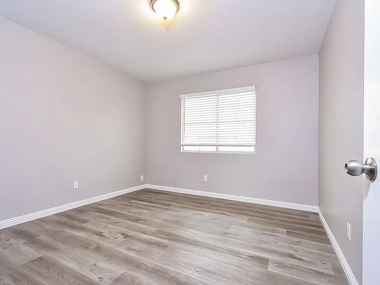 8100 Pursuit Ct — Photo 15