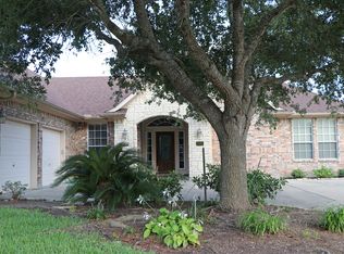 206 Legend Dr, Victoria, TX 77904