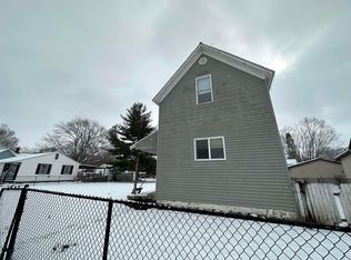 571 E 3rd St, Peru, IN 46970