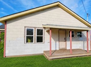 2207 Madison Ave, Pt Bolivar, TX 77650