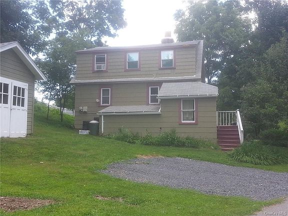 2nd image of 48 Cherry Ave
