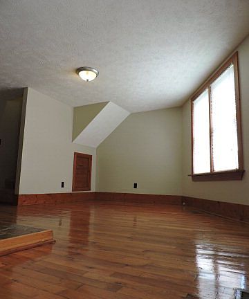 5th image of 9237 Porterfield Hwy