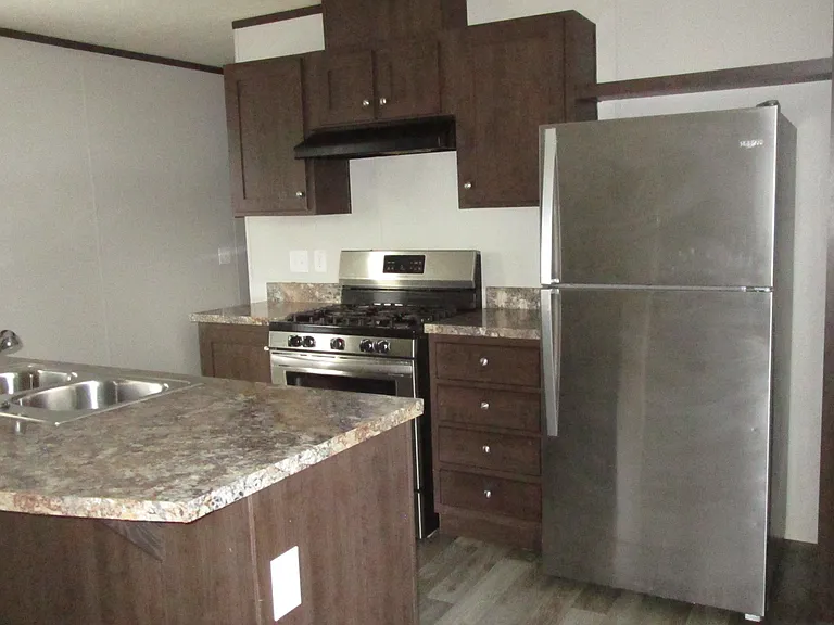 Pavilion Estates — Photo 34