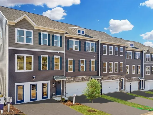 164 Sweetwater Dr, Coraopolis, PA 15108