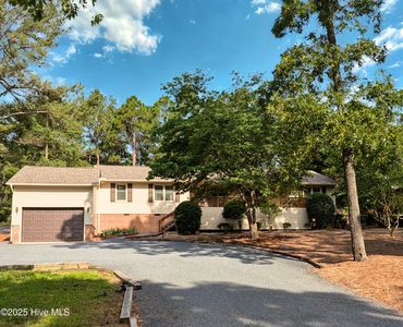 102 Thistle Lane, West End, NC, 27376