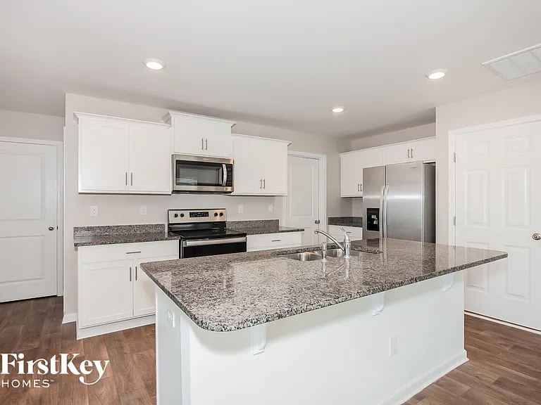 2647 Idared Dr — Photo 6