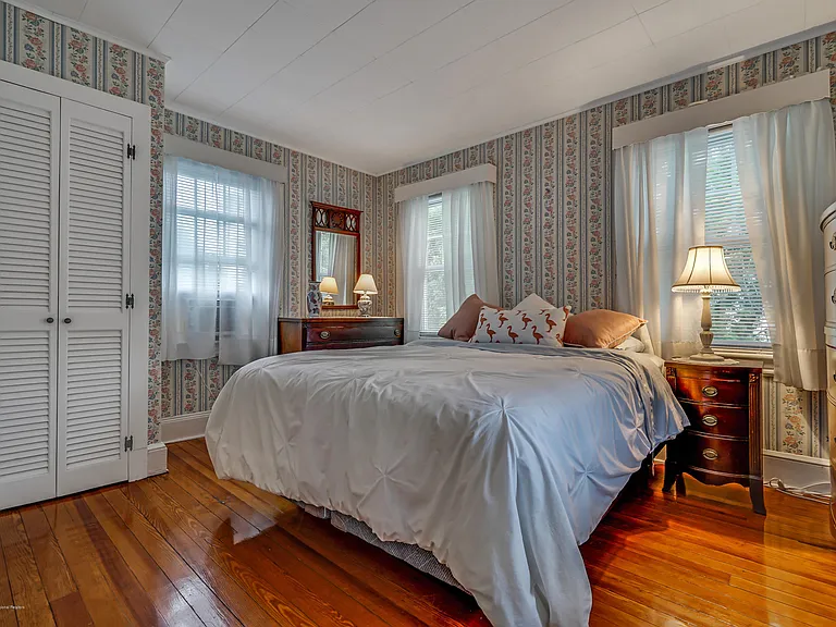 514 Brighton Ave — Photo 19