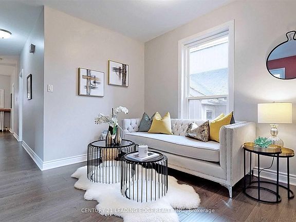 4th image of 233 Borden St