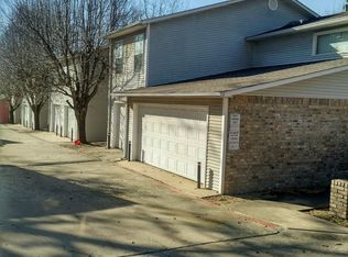 601-621 W Adams St, Fayetteville, AR 72701