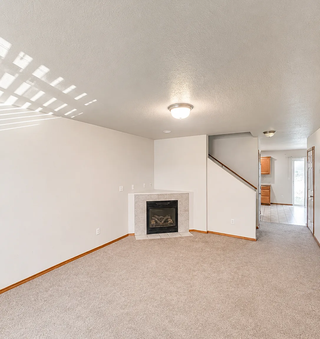 4 bed, 2.5 bath, 1486 sqft, $2,900 — Photo 2
