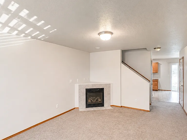 11945 SE Holgate Blvd #10 — Photo 2