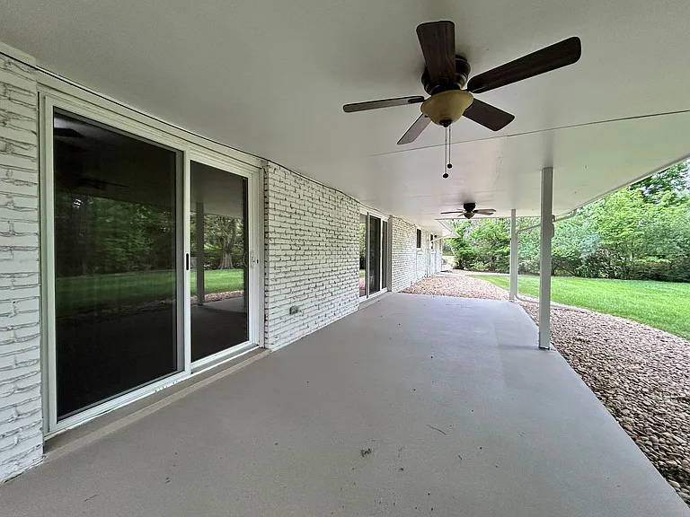 6820 Harvest Rd — Photo 18