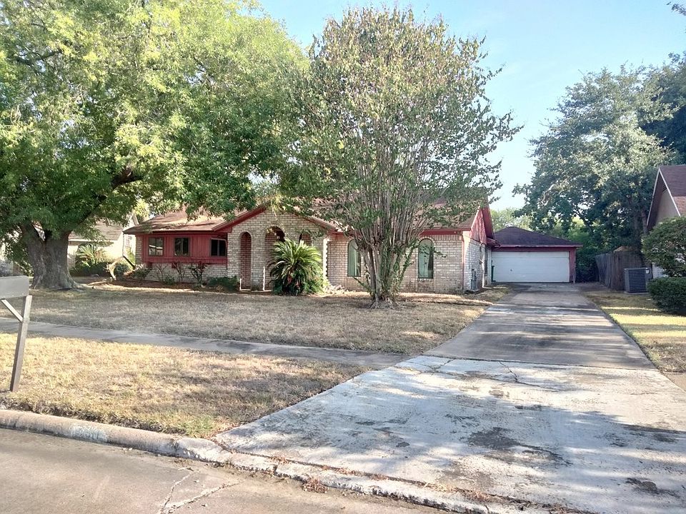 2nd image of 14911 Chaseridge Dr