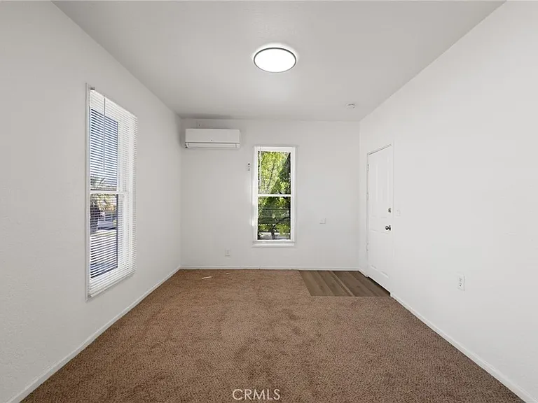 927 Orange St #5 — Photo 8