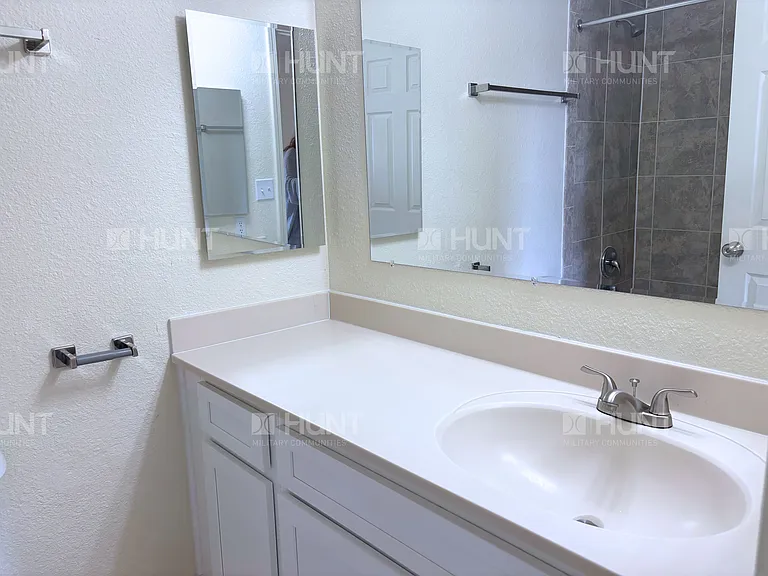 529 Lantana Ln — Photo 13