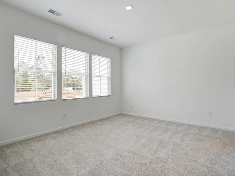 105 Pine Gate Dr — Photo 10