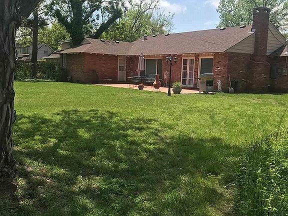 4th image of 2804 Derenda Dr
