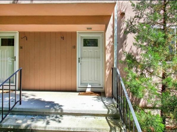 52 Randall Ave APT 13