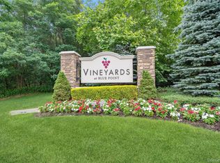 37 Halley Drive #17, Blue Point, NY 11772