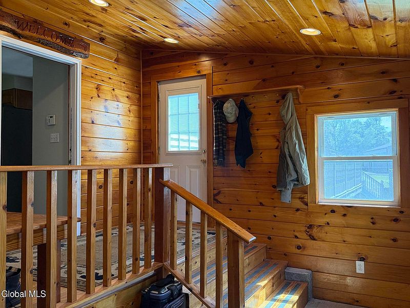 5th image of 217 Fonda Road