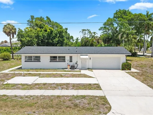 10300 McGregor BLVD, FORT MYERS, FL 33919