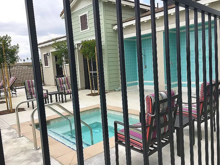 2712 Meyer Ln — Photo 33