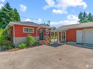 67 Pacific Pl, Longview, WA 98632