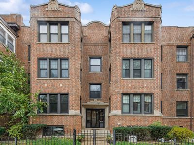 716 W Bittersweet Pl #2, Chicago, IL, 60613