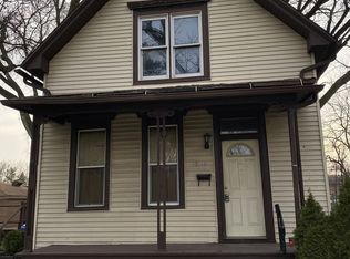 13114 Winchester Ave, Blue Island, IL 60406