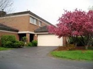 394 Milford Rd, Deerfield, IL 60015