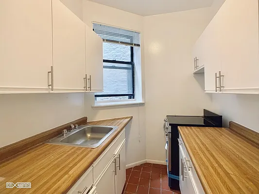 Rented by Citi Habitats | media 49