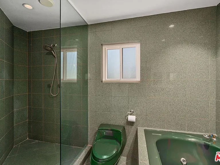 3023 Berkeley Ave #8 — Photo 38