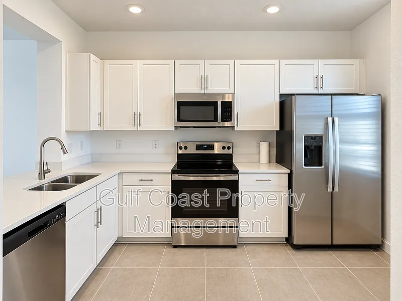 2 bed, 2.5 bath, 1128 sqft, $1,750 — Photo 3