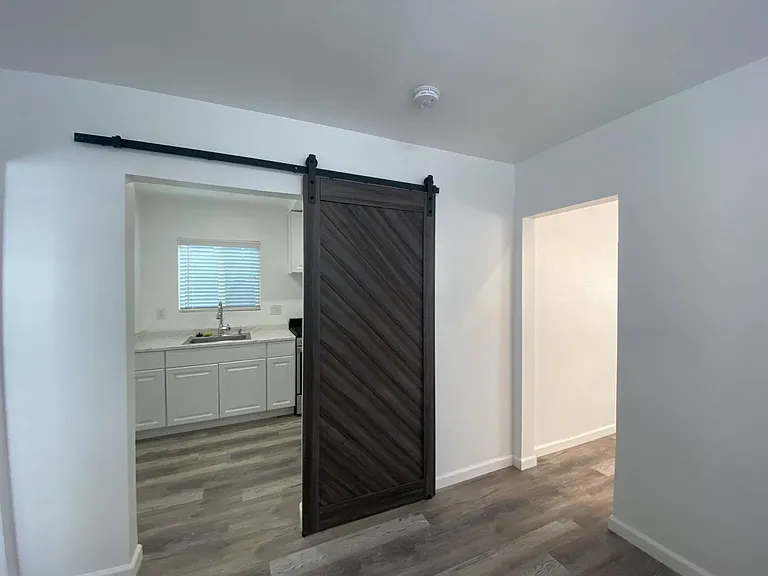 748 Washington Blvd #A — Photo 6