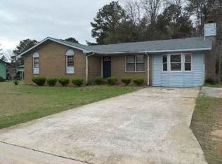 1103 King Cir, Perry, GA 31069
