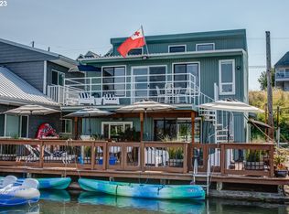 173 NE Bridgeton Rd #24, Portland, OR 97211