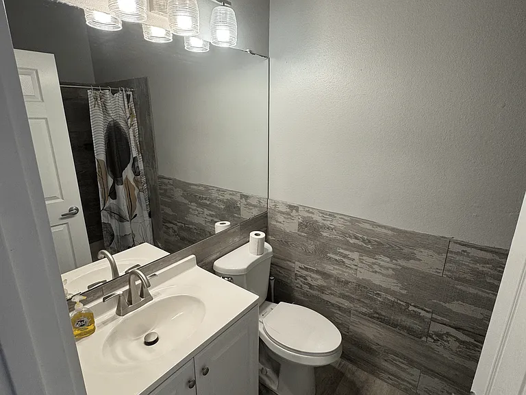 6740 Overland Dr — Photo 24