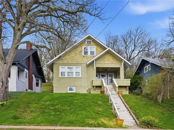 310 Kings Hwy, Carnegie, PA 15106