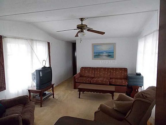 4th image of 10995 Walnut St NE #218