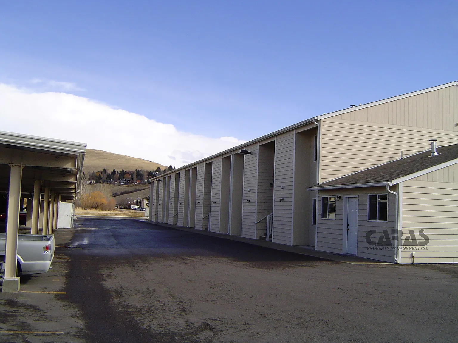 3725 Stephens Ave — Photo 1