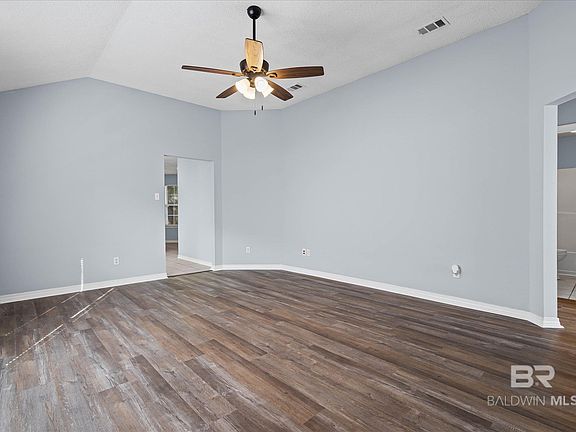 2nd image of 7354 Willow Pointe Dr N