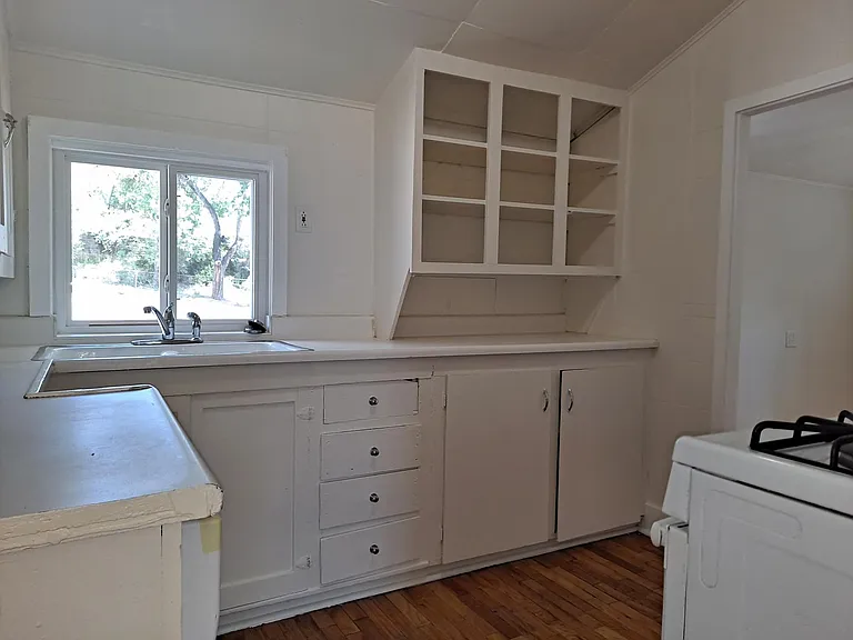 23 Dorchester Dr — Photo 8