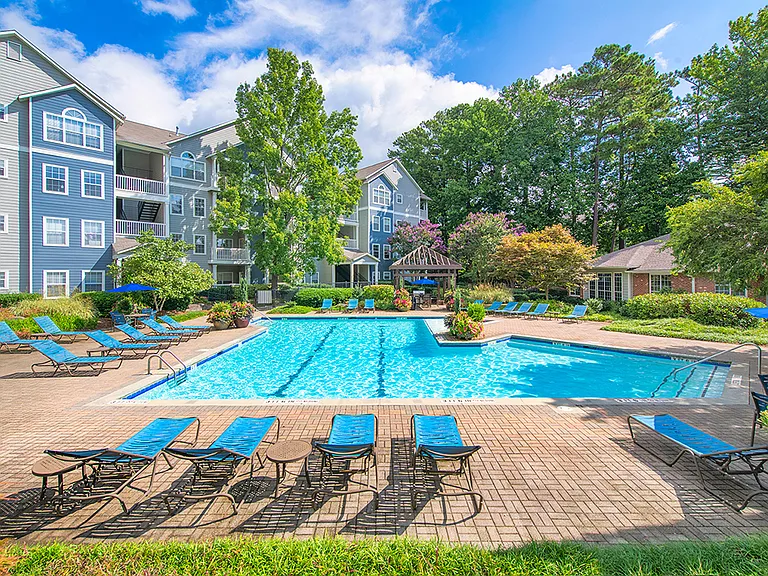 MAA Dunwoody — Photo 4
