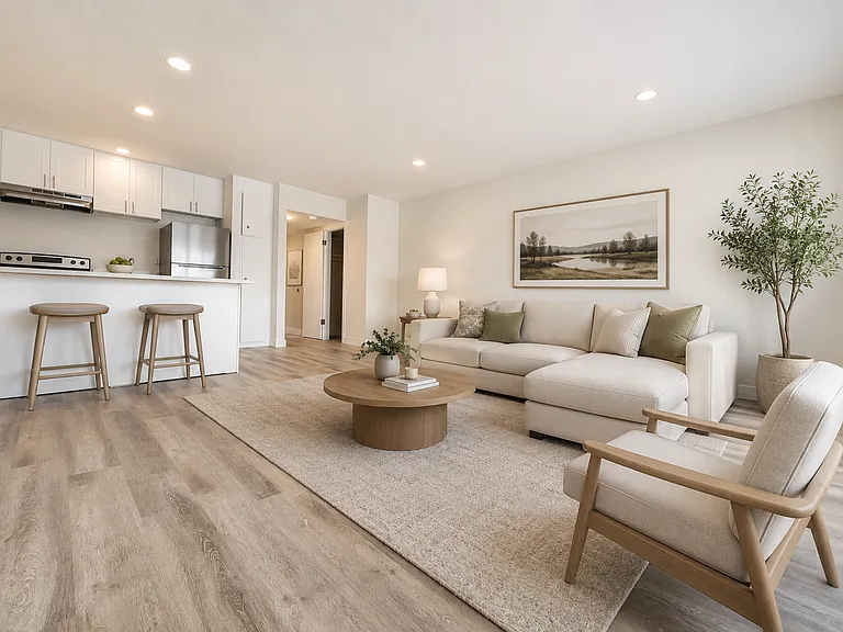 1784 N Sycamore Property — Photo 16