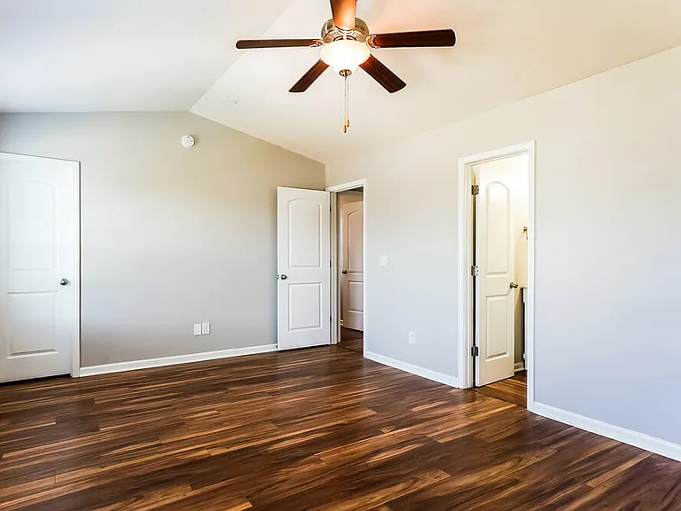 42 Nevada Ct — Photo 10