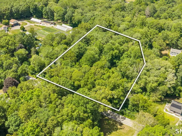 203 Iron Street, Ledyard, CT 06339